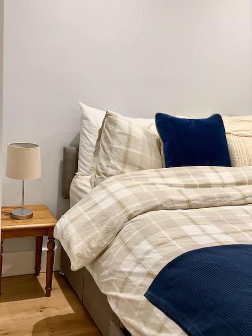 2Bdr Modern Apartment In Hammersmith West London Exteriör bild